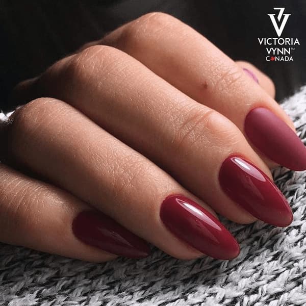 Victoria Vynn - Gel Polish - 030 Berry Wine - Gellack