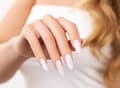 Miniatyrbild 2 av 5: Top coat - Milky - No wipe - 8 ml - Victoria Vynn - Gel Polish
