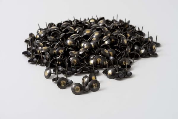 Spik - Ipea spets - BS0801614 - Set med 500 metallklädselspikar för fåtölj - Brons och guld - 14 x 12 mm