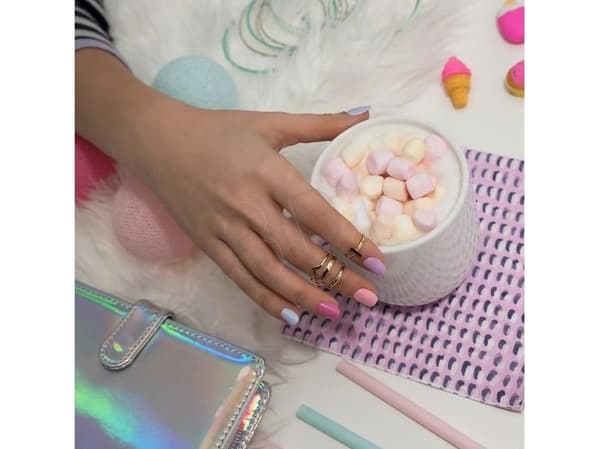 Hi Hybrid hybrid polish Unicorn 303 Light Lilac