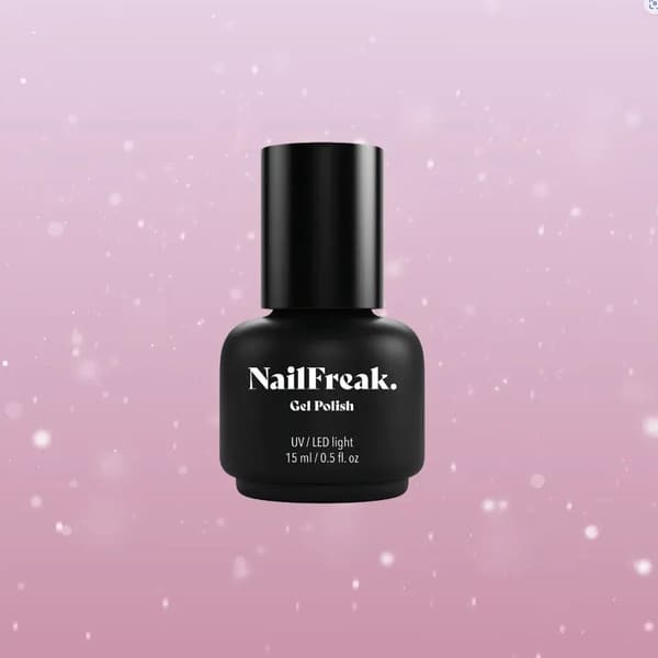NailFreak Princess wannabe.