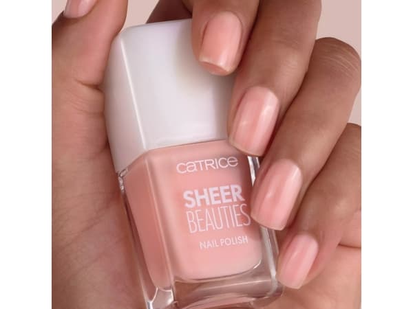 CATRICE Sheer Beauties Nail Polish, 10,5 ml, Persika, Peach For The Stars, Färgande, Tandblekning, Translucent, Skimmer