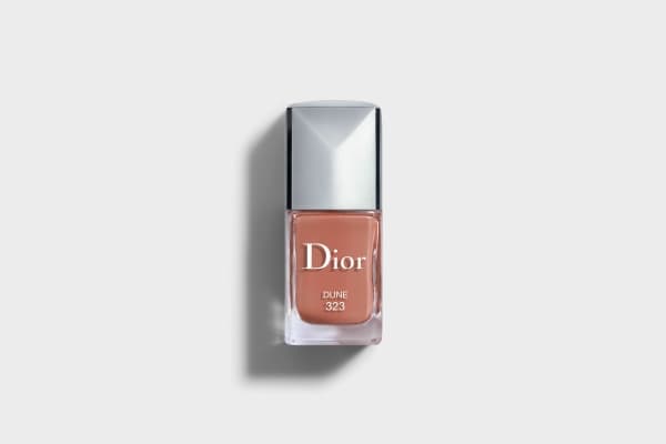 Dior DIOR Vernis Couture Colour Gel Shine and Wear Nail Care 10ml. 323 Dune