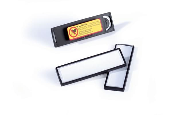 Namnskylt DURABLE m.magnet 17x67mm 25/fp