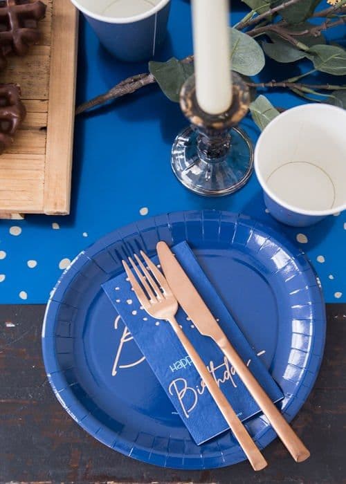 Folat - 66230 - Servetter Elegant True Blue 30 År 33x33cm - 10 stycken