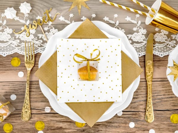20 Hvide Papirservietter med Guld Prikke (33x33 cm) - First Communion