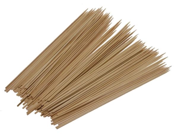 Puiset vartaat 30cm 1000kpl/pakkaus Puu 1x1x1mm (1000EA)