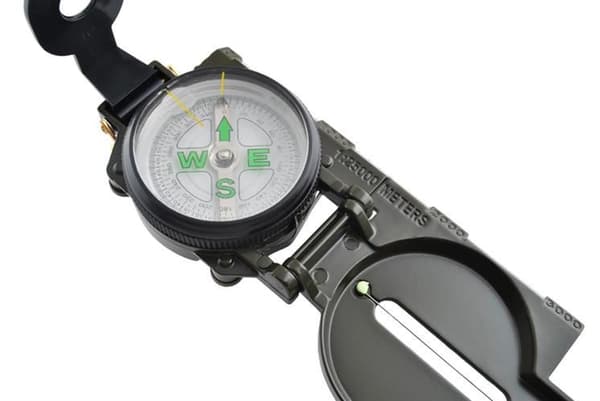 Åbning af militærkompas - US RANGER Compass