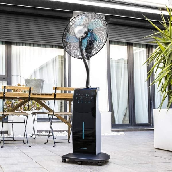 Cecotec 5-blade digital mist fan, copper motor, ionising function, aroma diffuser and anti-mosquito function.