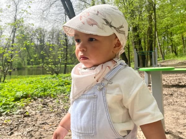 Bambuhuivi lipalla - Pikkulapsille