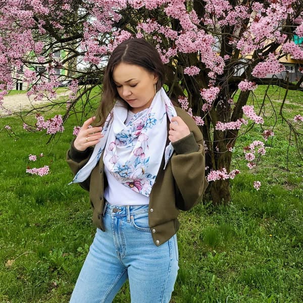 Stort bambussjal til mor - Blooming Summer