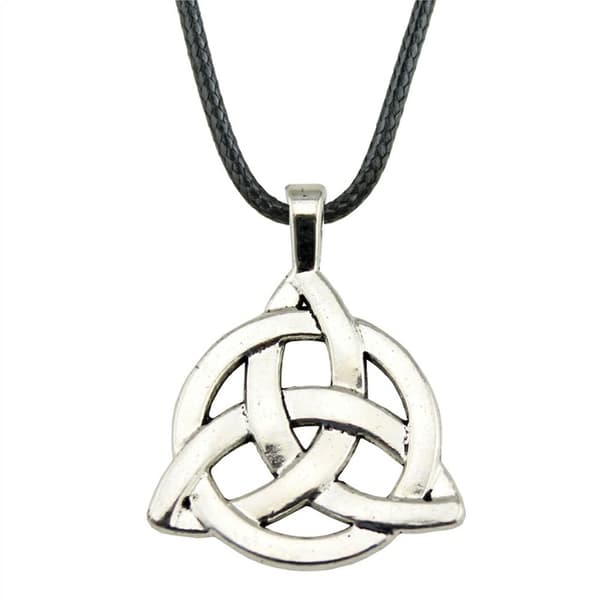 Necklace/Kaulakoru - Triquetra - Celtic Triangle