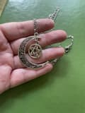 Miniatyrbild 2 av 2: Halsband Pentagram Crescent Moon Wicca Pagan Rostfri Kedja