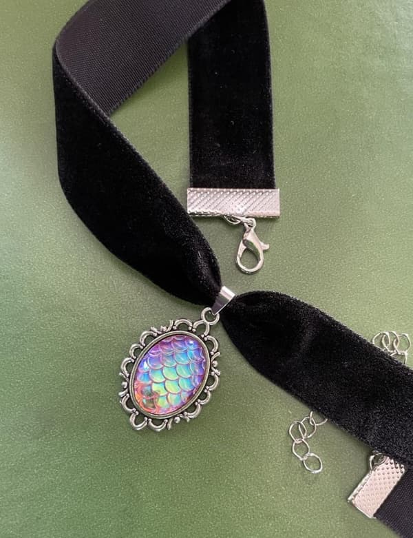 Choker Fjäll LILA Sjöjungfru Drake Drakägg Fantasy Dragon