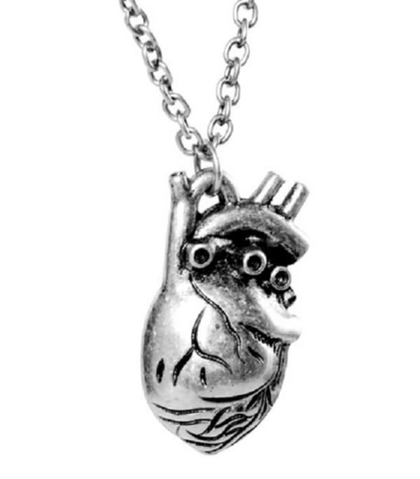 Halsband Anatomiskt Hjärta Silver Anatomi 3D Rostfri kedja