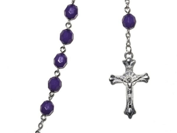 Rosary / Risti kaulakoru violetti helmiä