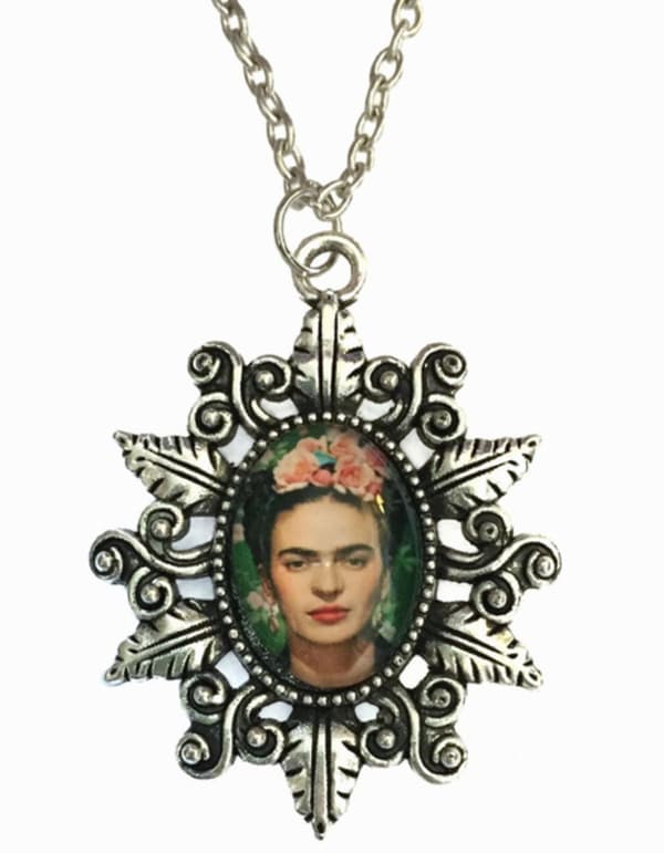 Necklace - Frida Kahlo - Feminism - Leaves