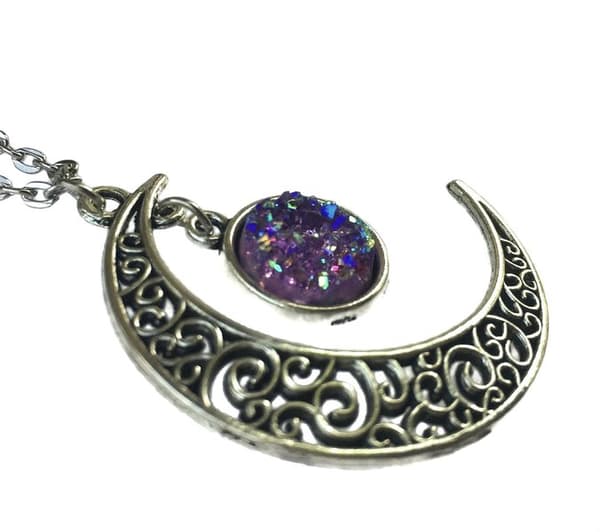 Halsband Måne Halvmåne LILA Glitter Pagan Wicca Crescent Moon
