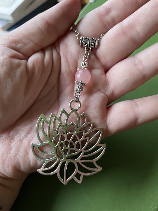 Halsband Lotusblomma Mandala Rosa Agat Buddhism Spiritism Blomma