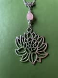 Miniatyrbild 2 av 3: Halsband Lotusblomma Mandala Rosa Agat Buddhism Spiritism Blomma