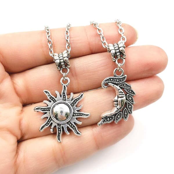 Halsband Sol Måne Kompis Partner 2 st Sun Moon Rostfri kedja