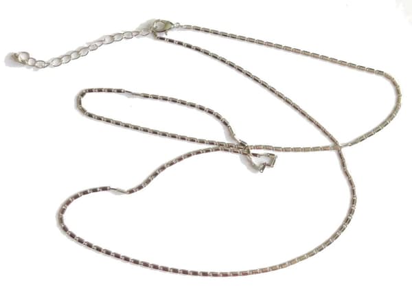 78 cm långt halsband fin modell