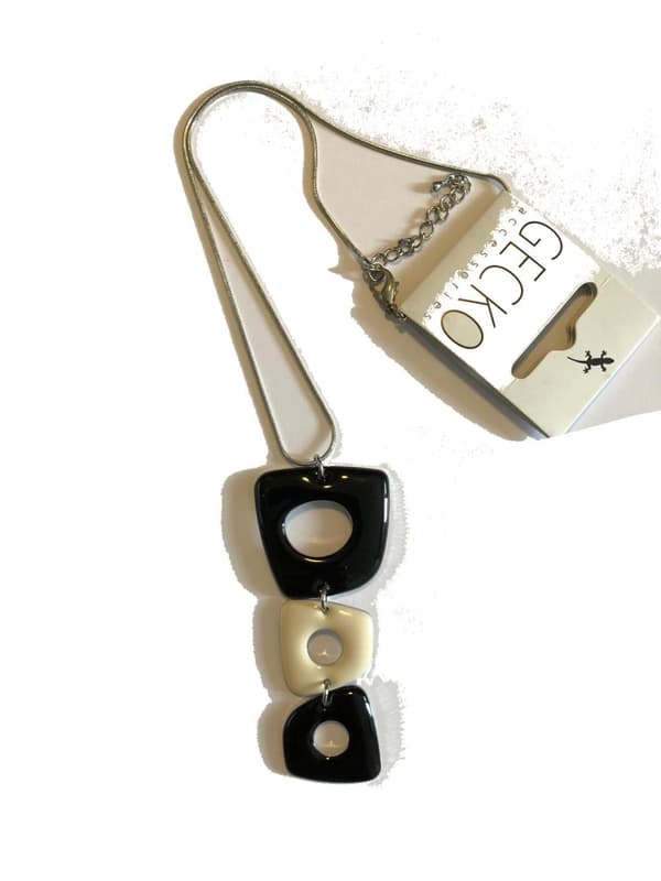 emaljerad stort hänge o halsband retro
