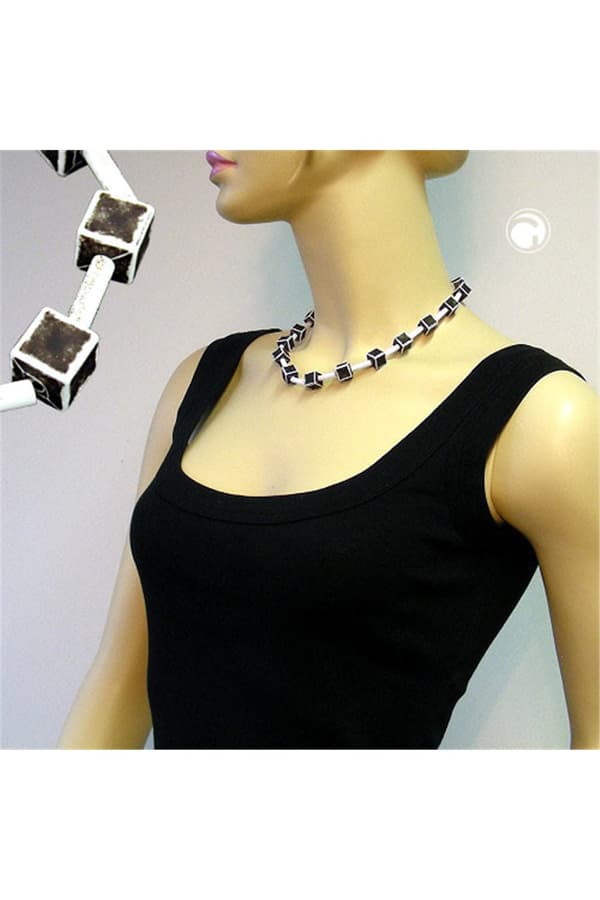 Necklace Dice 10mm Black-White-Grey 45cm - GL02042