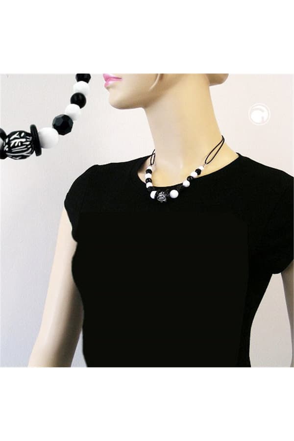 Necklace Beaded Black And White - GL00528