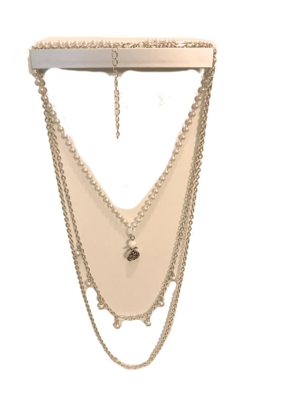 3 rader pärl halsband kedja med ängel i mitten