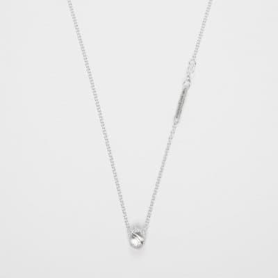 Björg - Halsband Anatomiskt Hjärta Smal Silver