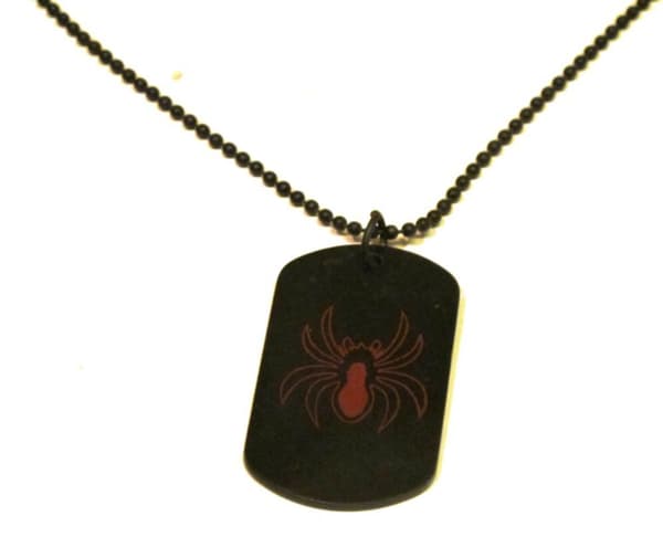 Halsband med spindel