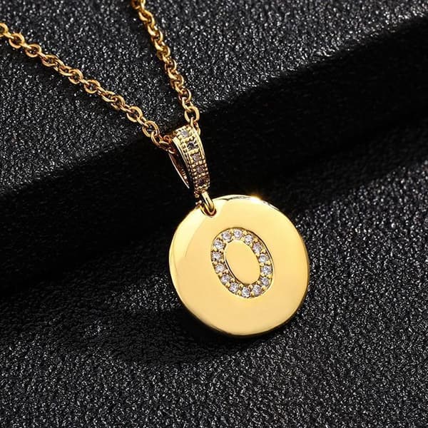 Runda bokstavsamuletter i guld och zirkon guldpläterade halsband