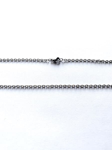 Halsband med Kors hänge(kedja ingår)
