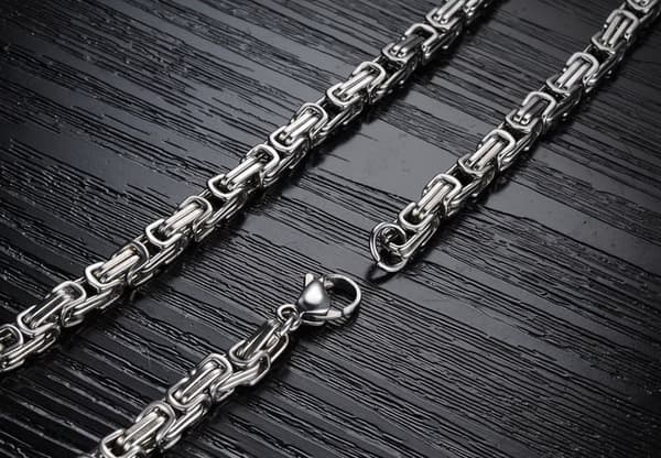 Kejsarlänk halsband i Stål , håller färgen livet ut!