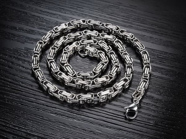 Kejsarlänk halsband i Stål , håller färgen livet ut!