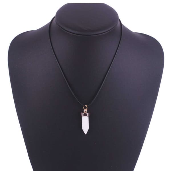 Halsband med Energisten Resin Quarts Vit Howlit Snökvarts