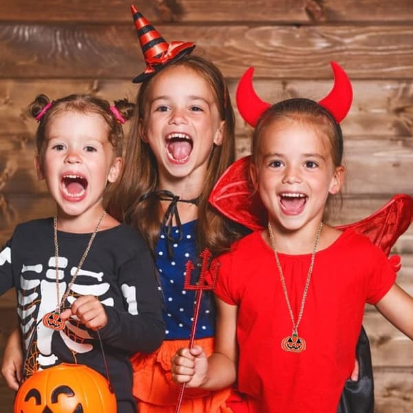 Halskjede med gresskar/halloween design