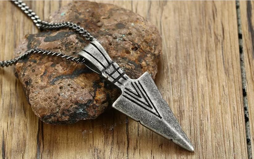 Coolt halsband silver pil triangel smycke för män