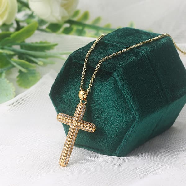 Exklusivt Hög Kvalitets Kors Halsband