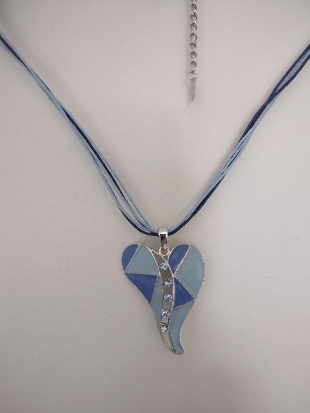 Halsband | Blå hjärthängen