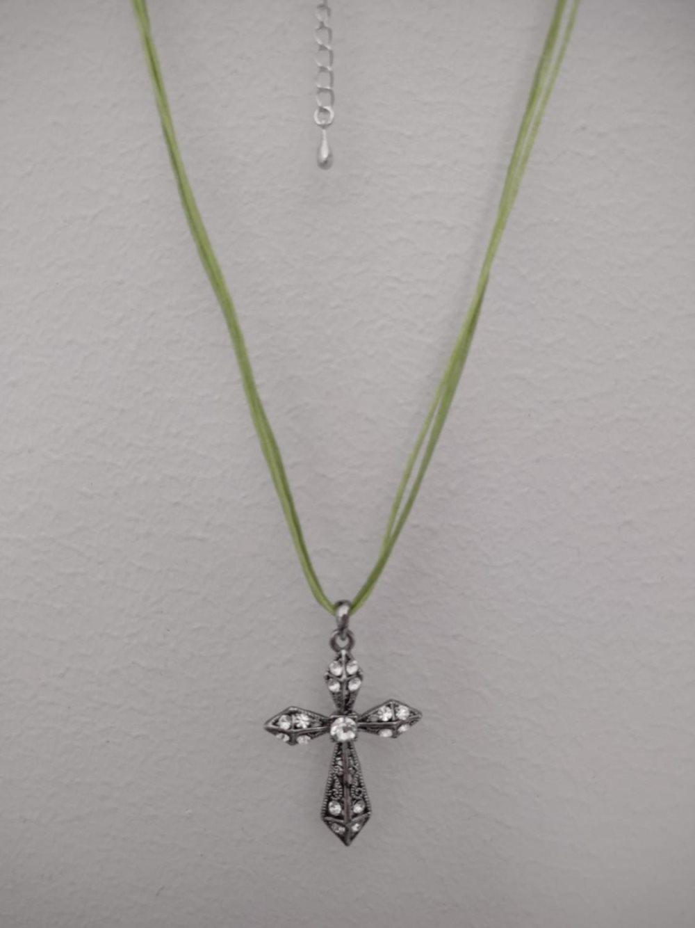 Halsband | Pärlkorset hängen