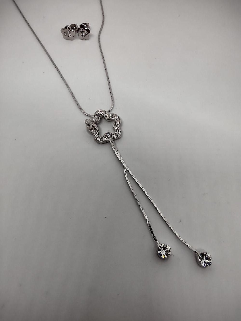 Halsband | Silverfärg stjärna hängen