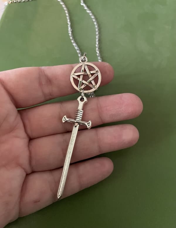 Necklace/Kaulakoru - Pentagram/Pentagrammi