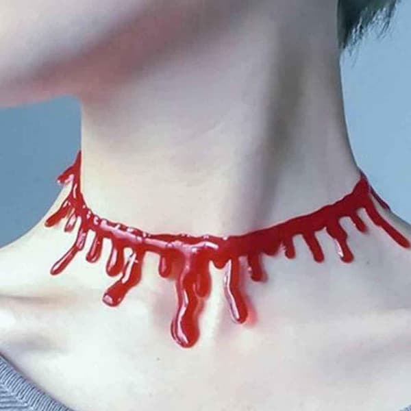 Halloween bloddroppande halsband blodvampyr vampyrhalsband