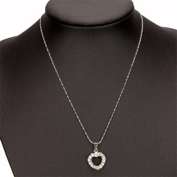 Vackert Silver Halsband - Hjärta med Vita Rhinestones / Strass