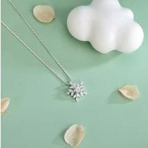 Silver Halsband med Blomma / Snöflinga med Vit CZ Kristall