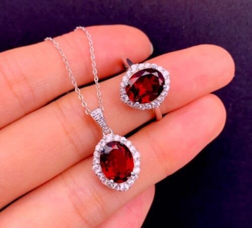 925 Sterling Silver Oval Red Zircon Pendant Earring Set Necklace Women Jewellery