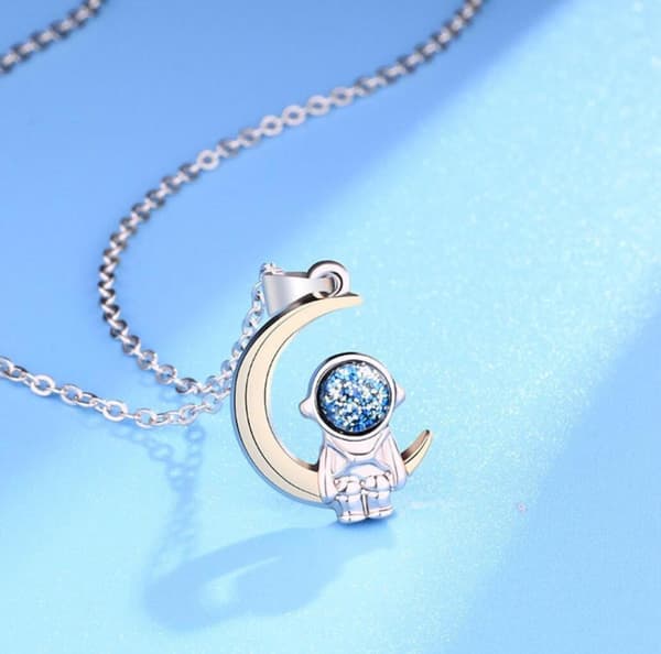 Venskabshalskæde "Astronaut" - Elegant og trendy design