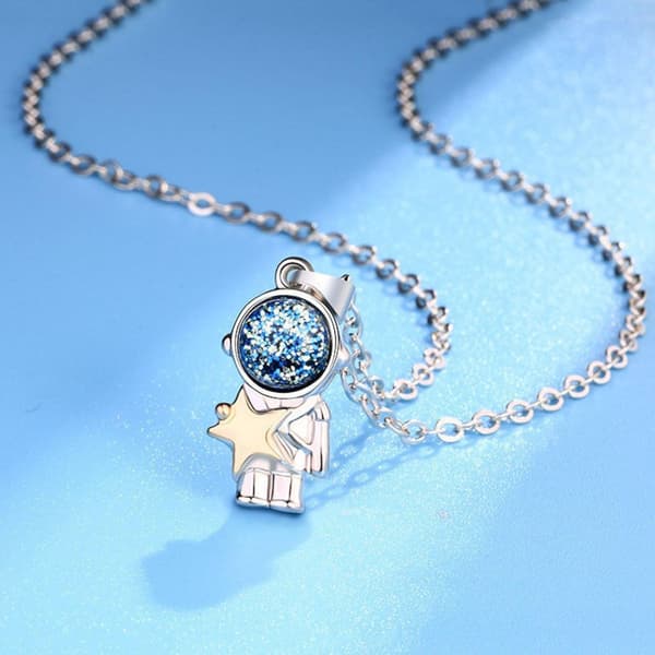 Venskabshalskæde "Astronaut" - Elegant og trendy design